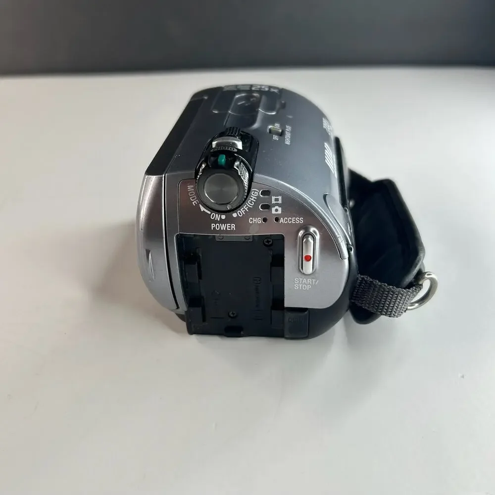 Sony Handycam DCR-SR82 HDD Digital 25X Zoom Camcorder With Dock and Accessories